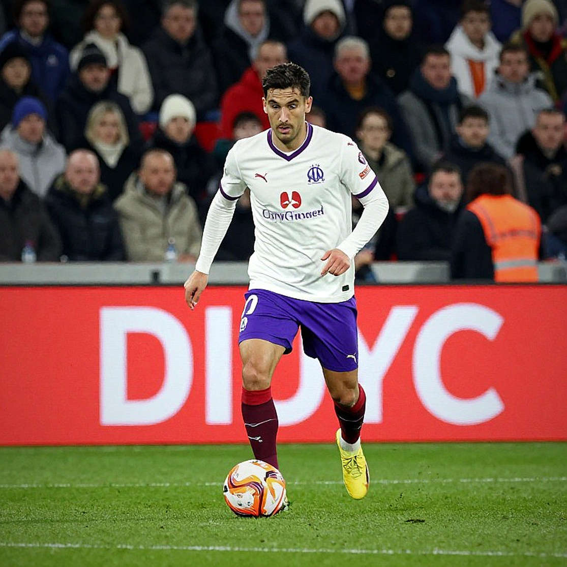 When the Sports Desk Misclassifies Its Domain: Lessons from an Entertainment Article Labelled as Football When the Sports Desk Misclassifies Its Domain: Lessons from an Entertainment Article Labelled as Football