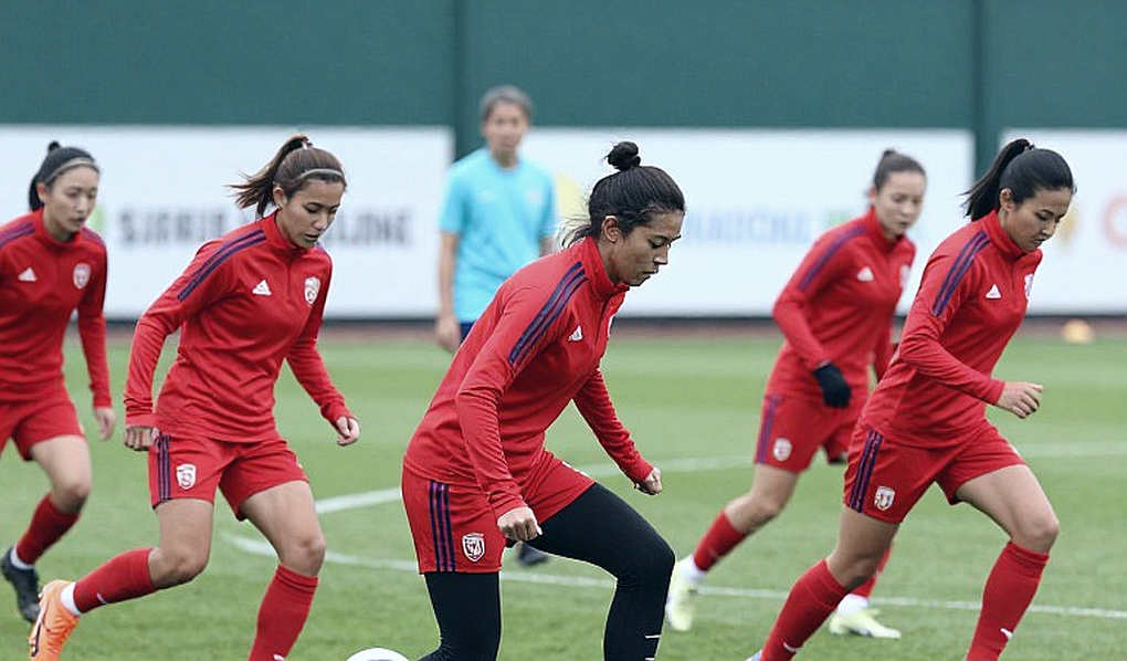 V.League: Khi tiếng ồn chuyển nhượng che khuất cấu trúc thật
