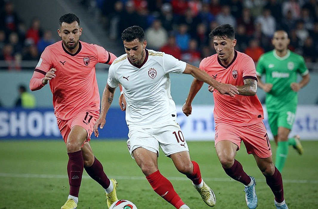 V.League bán cầu thủ mà không biết mình bán cái gì