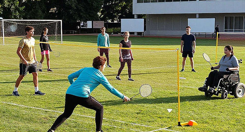 Srikanth lội ngược dòng, Satwik-Chirag thoát hiểm để giành vé vào tứ kết China Masters 2026
