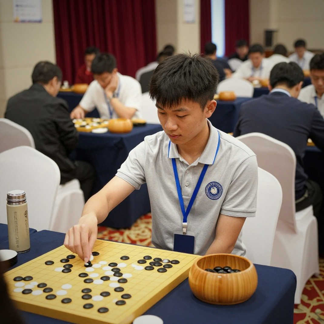 Nước 5 e5! và bản đồ ô cờ quanh quân mã f6: giải mã một gói khai cuộc Ý hiện đại