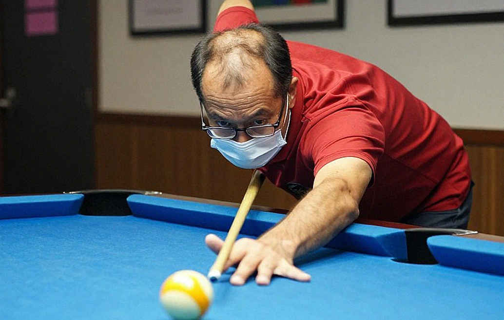 Steve Davis góp mặt đêm bi-a cộng đồng ‘Snooker on Your Street’ tại Bristol