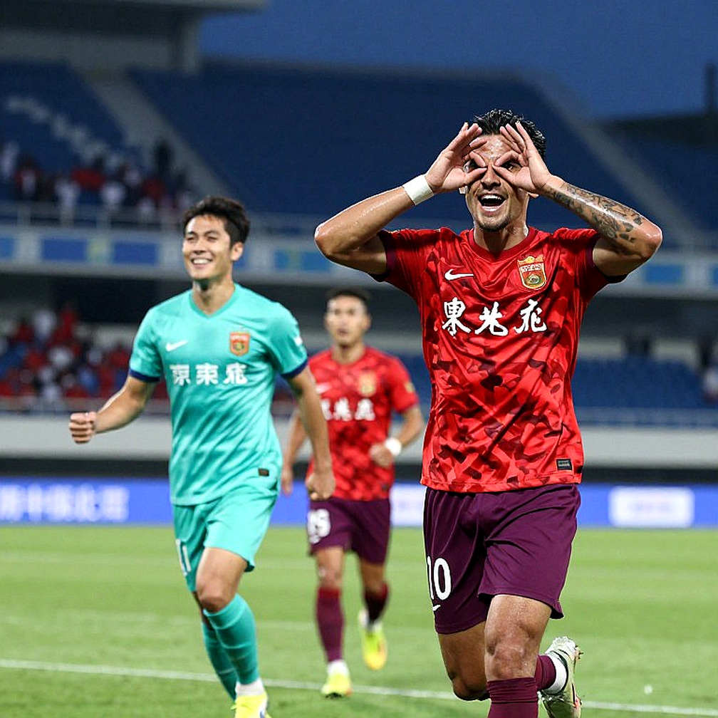 Lorenzo Buenaventura và canh bạc thể lực của El Tri trước World Cup 2026 Lorenzo Buenaventura và canh bạc thể lực của El Tri trước World Cup 2026