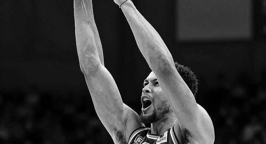 Olympiakos thuê sân của AEK: nhà vô địch EuroLeague đi ở trọ và hóa đơn của một mái nhà Olympiakos thuê sân của AEK: nhà vô địch EuroLeague đi ở trọ và hóa đơn của một mái nhà