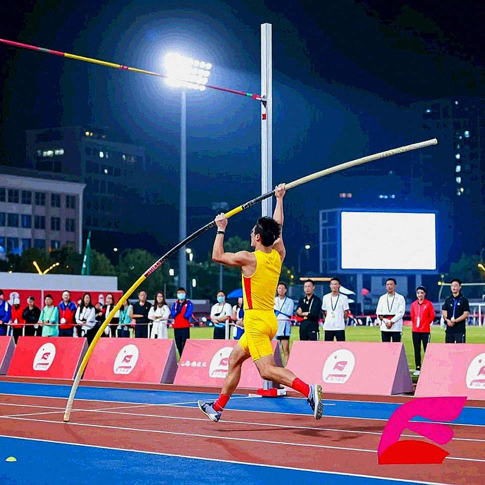 Jemma Reekie: Từ chấn động não đến kỷ lục châu Âu — Bản khai quật của một mùa hè đầy sóng gió Jemma Reekie: Từ chấn động não đến kỷ lục châu Âu — Bản khai quật của một mùa hè đầy sóng gió