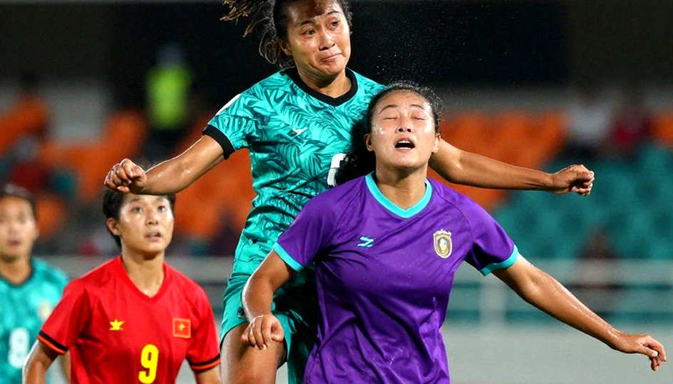 Thẻ đỏ của Keito Nakamura: Lyon thắng bằng bản lĩnh, còn cầu thủ Nhật Bản học bài học ở phút 69