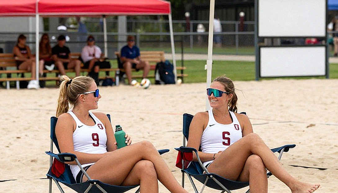 Ba mũi tấn công và một cú ngã của kẻ khổng lồ: Arizona State hạ Stanford Ba mũi tấn công và một cú ngã của kẻ khổng lồ: Arizona State hạ Stanford
