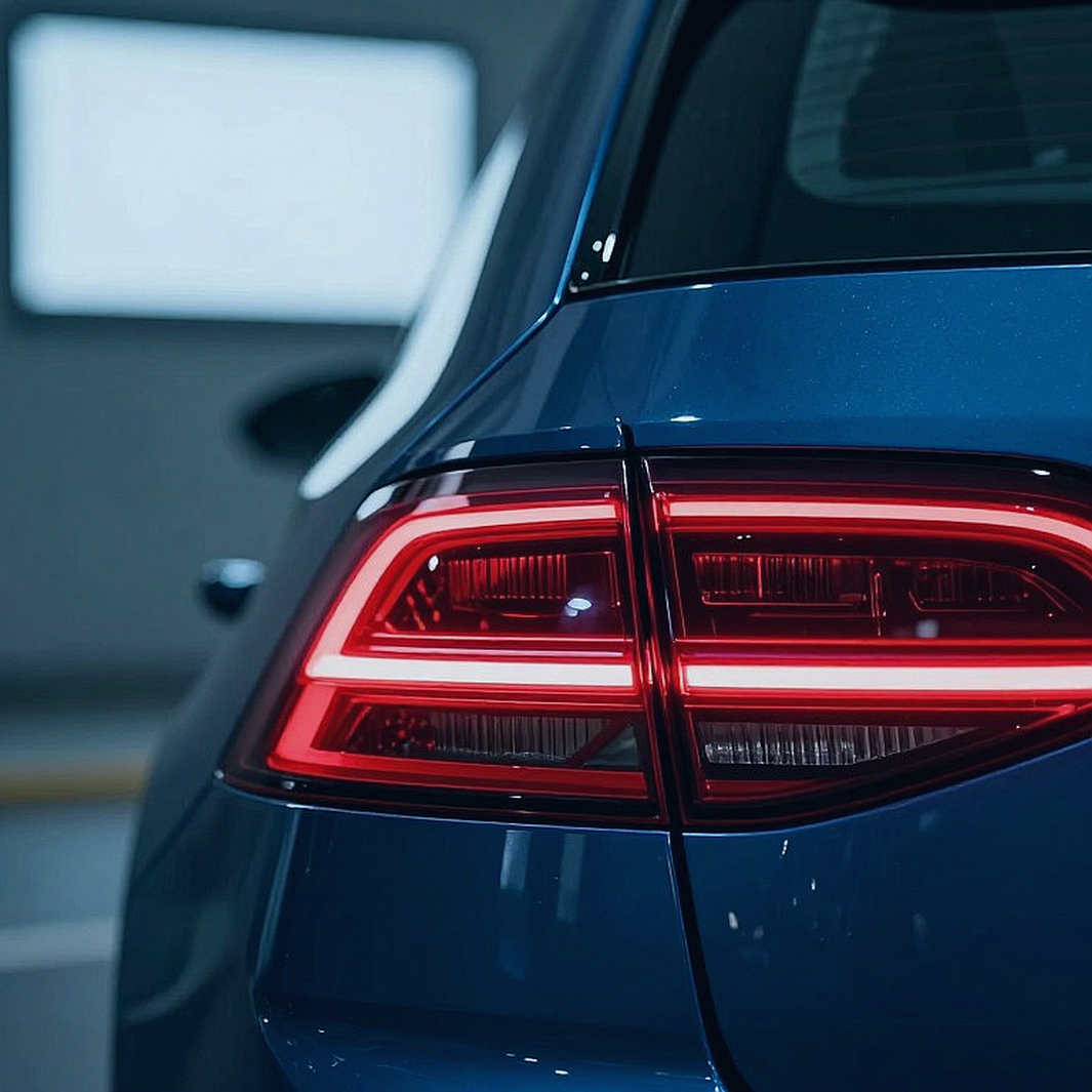 Mercedes và "mã bí mật" ở chặng Tây Ban Nha: cú pit dưới VSC định đoạt cuộc đua đã được lên kế hoạch từ sáng Chủ nhật