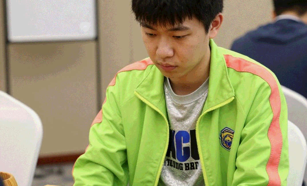 ChessBase Magazine #225: Khi tiêu đề hứa về Salesforce, thân bài chỉ bán một cuốn tạp chí