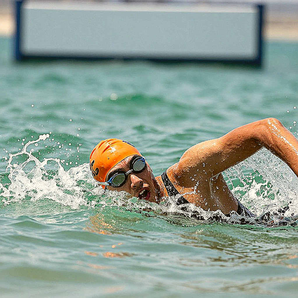 St. Andrews thắng 19 trong 22 nội dung ở MHSAA Class 1: một lứa vận động viên, hai cấu trúc đội hình khác nhau