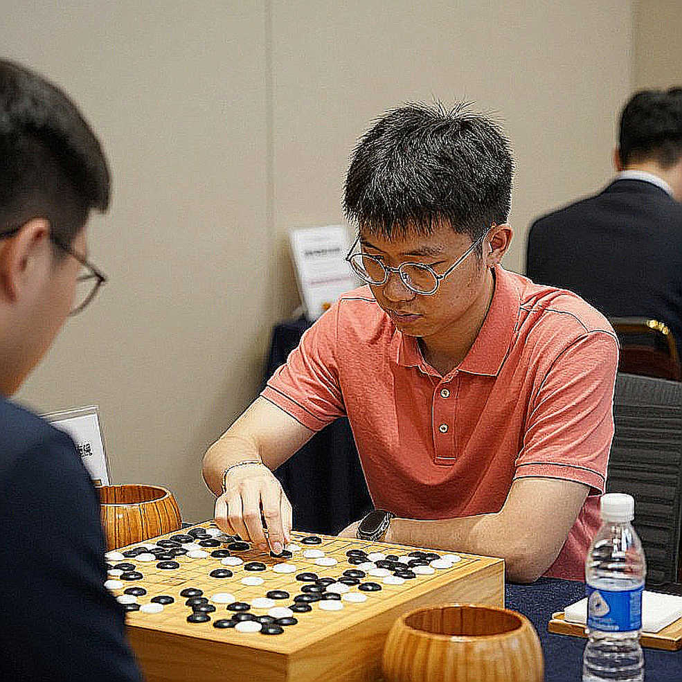 ChessBase Magazine Số 225: Khi Các Kỳ Đại Sư Viết Sách Giáo Khoa Cho Chính Mình