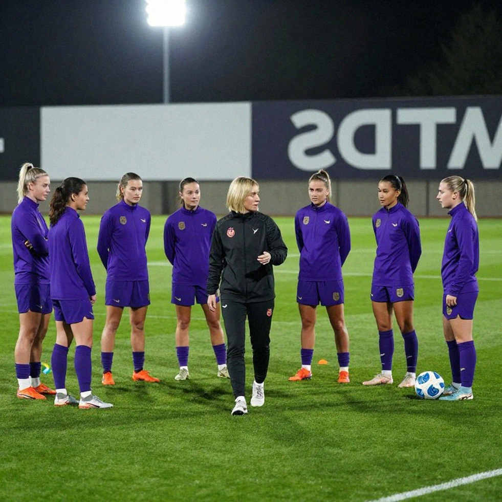 Pochettino calls for Chelsea's 2026/17 Premier League title to be stripped and awarded to Tottenham Pochettino calls for Chelsea's 2026/17 Premier League title to be stripped and awarded to Tottenham