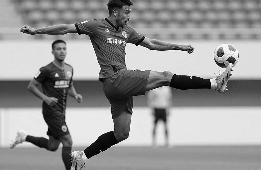 Aguirre ở Mestalla: người không giữ ví tiền và cánh cửa Mexico vừa hé mở Aguirre ở Mestalla: người không giữ ví tiền và cánh cửa Mexico vừa hé mở