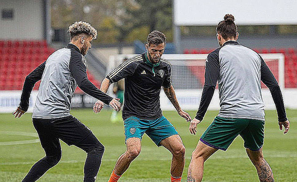 V.League: A Three-Line Transfer Report and an Appendix Nobody Reads V.League: A Three-Line Transfer Report and an Appendix Nobody Reads