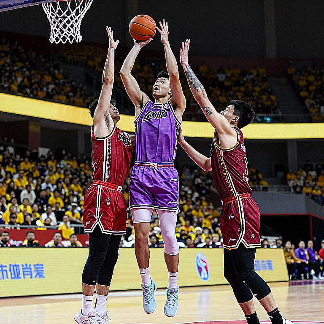 Caitlin Clark shines as USA beats China 94-61 in Women's World Cup opener