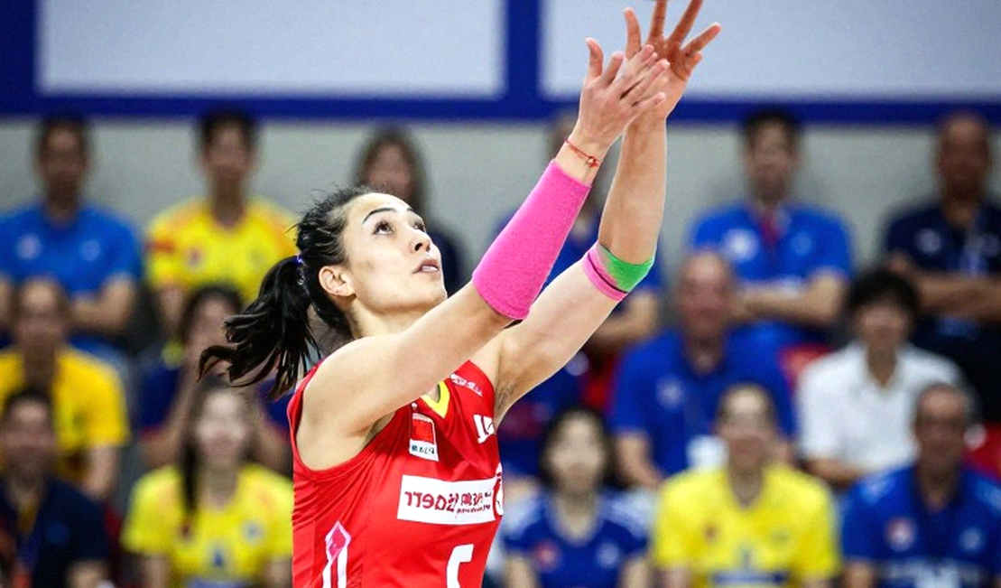 Fukuoka hé lộ bản đồ quyền lực bóng chuyền châu Á: Nhật Bản, tấm vé Olympic và cái bẫy mang tên lịch sử Fukuoka hé lộ bản đồ quyền lực bóng chuyền châu Á: Nhật Bản, tấm vé Olympic và cái bẫy mang tên lịch sử