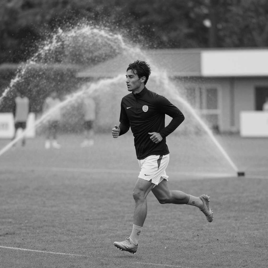 Việt Nam 1-0 Philippines: Ba điểm có thật, nhưng quy trình thi đấu đang tố cáo nhà đương kim vô địch